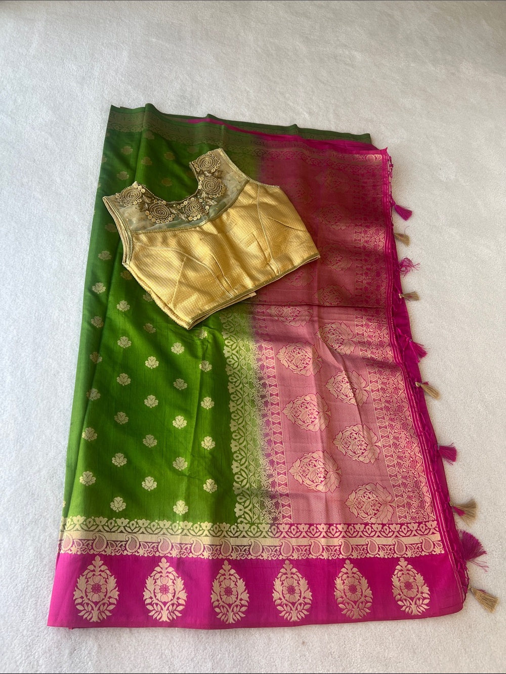 Brand new Green and Pink Banarsi Silk Saree with Gold Blouse and inner skirt.